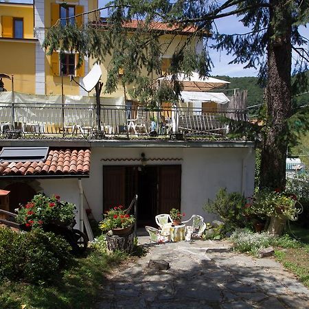 Bed & Breakfast Il Giardino Fiorito Masone Exterior photo