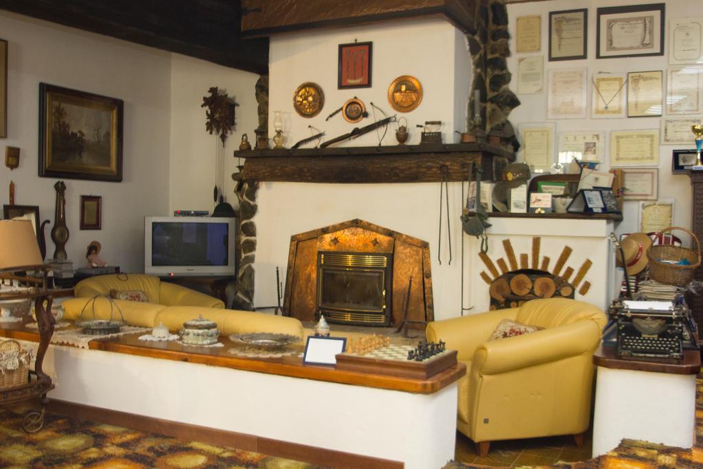 Bed & Breakfast Il Giardino Fiorito Masone Exterior photo